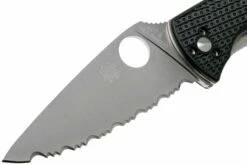 Spyderco Tenacious Lightweight C122SBK FRN Taschenmesser Mit Wellenschliff -Messer Verkäufe 2024 SPC122SBK 03 spyderco